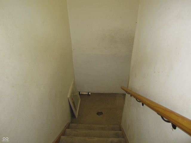 5269 Thrasher Drive, Indianapolis, IN 46254