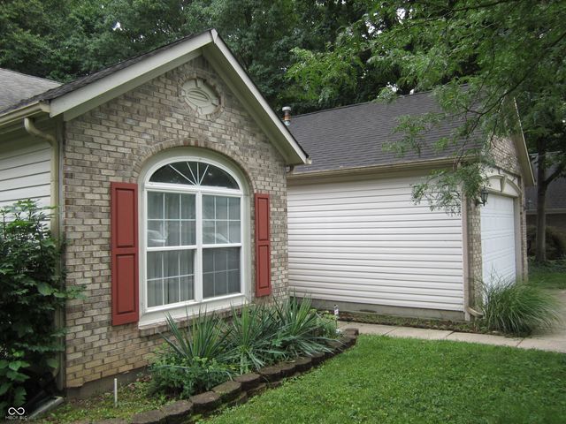 5269 Thrasher Drive, Indianapolis, IN 46254