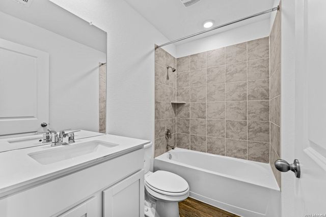 12524 Spoor Vly, Converse, TX 78109