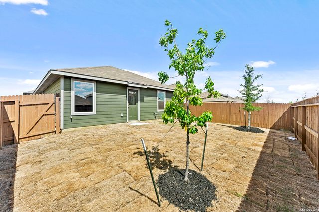 12524 Spoor Vly, Converse, TX 78109