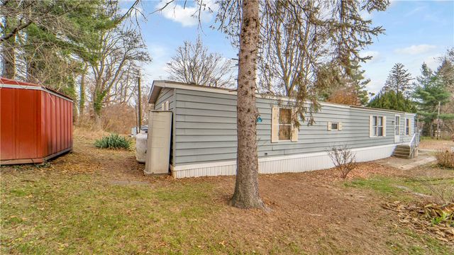 36 Wayside Drive, Penfield, NY 14625