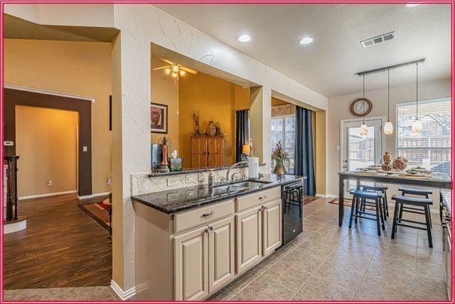 9720 Stripling Drive, Fort Worth, TX 76244