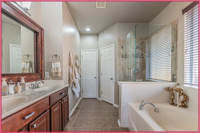 9720 Stripling Drive, Fort Worth, TX 76244