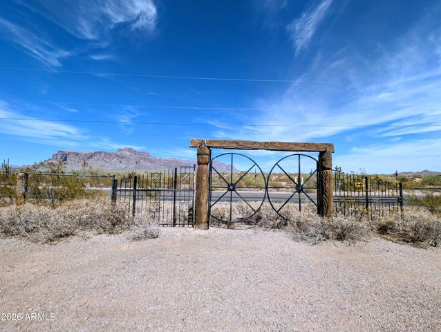 3160 E 4th Avenue, Apache Junction, AZ 85119