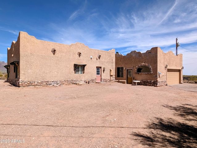 3160 E 4th Avenue, Apache Junction, AZ 85119