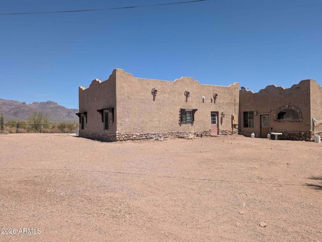 3160 E 4th Avenue, Apache Junction, AZ 85119