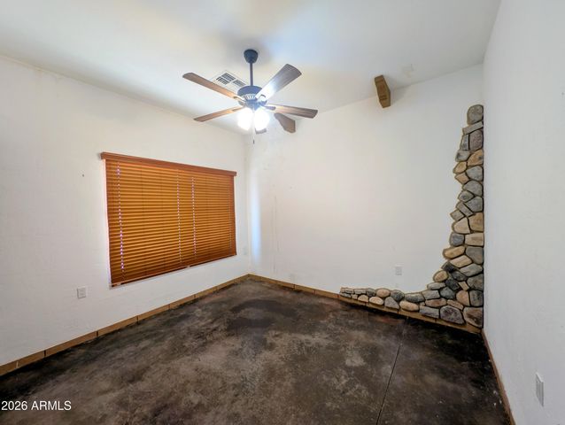 3160 E 4th Avenue, Apache Junction, AZ 85119
