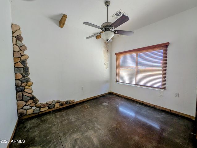 3160 E 4th Avenue, Apache Junction, AZ 85119