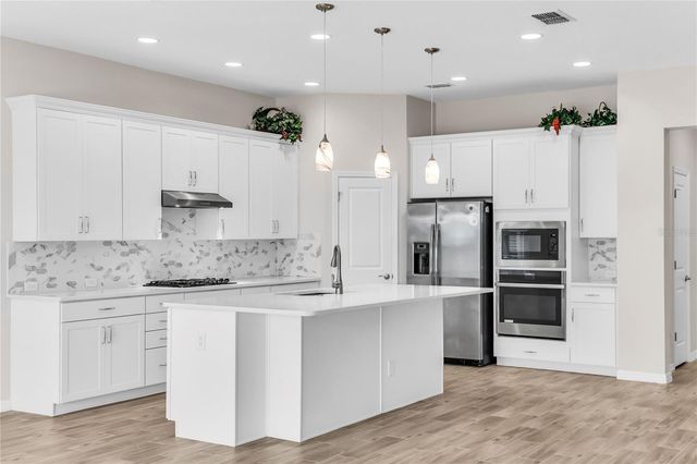 1915 ESTUARY LANE, Kissimmee, FL 34747