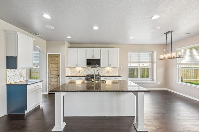 5172 Arbor Cove Court, Alvin, TX 77511