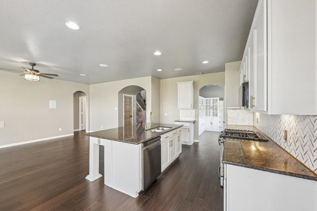 5172 Arbor Cove Court, Alvin, TX 77511