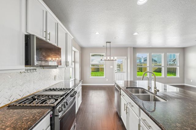 5172 Arbor Cove Court, Alvin, TX 77511
