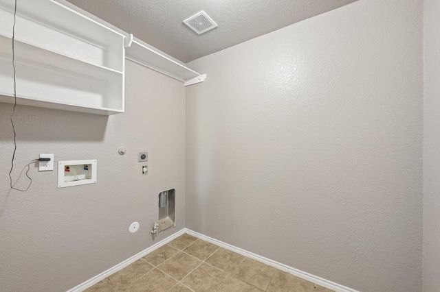 5172 Arbor Cove Court, Alvin, TX 77511