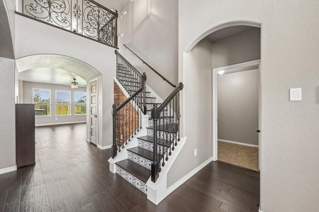 5172 Arbor Cove Court, Alvin, TX 77511