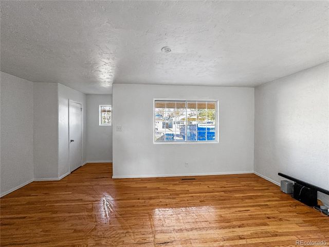 141 Esther Drive, Colorado Springs, CO 80911