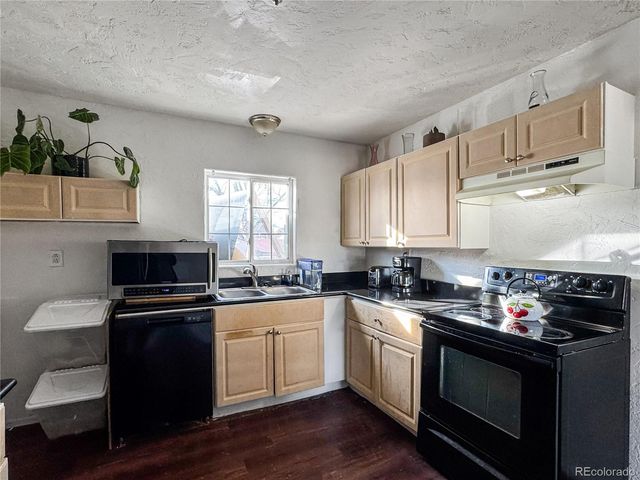 141 Esther Drive, Colorado Springs, CO 80911