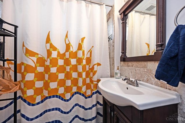 336 Warner Street, Cincinnati, OH 45219