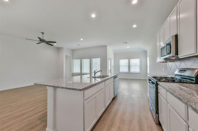 3015 King Oaks Street, Baytown, TX 77251