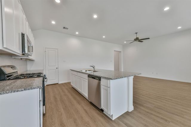 3015 King Oaks Street, Baytown, TX 77251