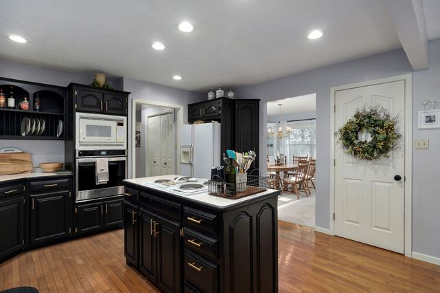 1352 Deer Lane, Mt Vernon, MO 65712