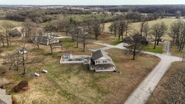 1352 Deer Lane, Mt Vernon, MO 65712
