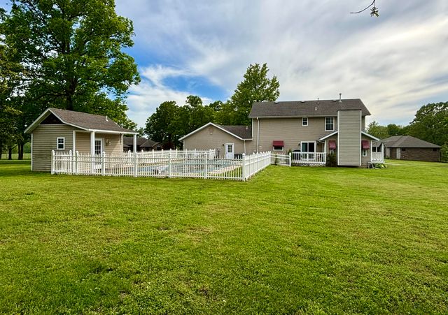 1352 Deer Lane, Mt Vernon, MO 65712