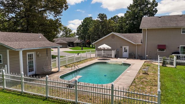 1352 Deer Lane, Mt Vernon, MO 65712
