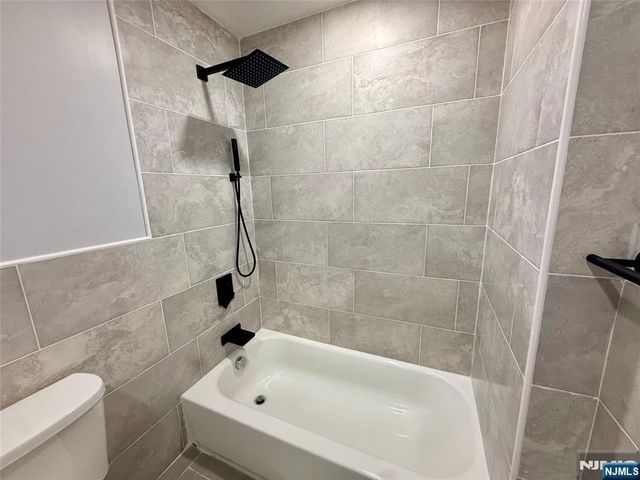 13 Roosevelt Avenue B, Lodi, NJ 07644