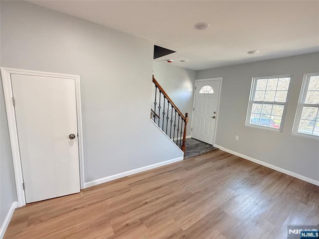 13 Roosevelt Avenue B, Lodi, NJ 07644