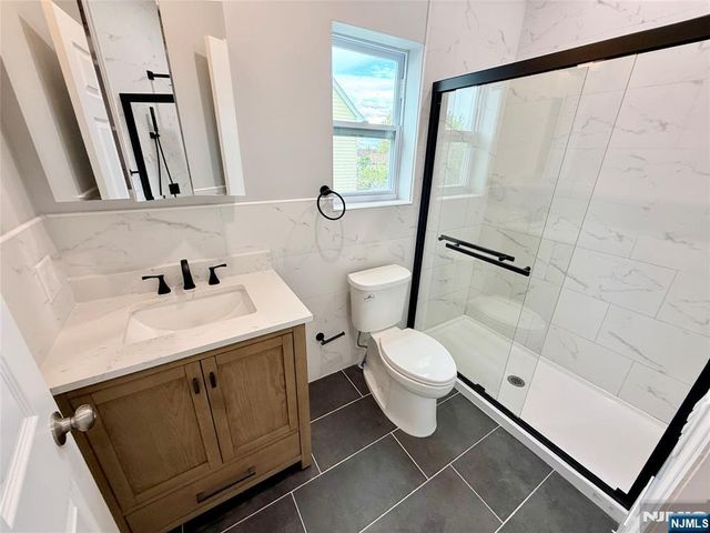 13 Roosevelt Avenue B, Lodi, NJ 07644