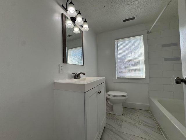 2173 Sale Road, Columbus, OH 43224