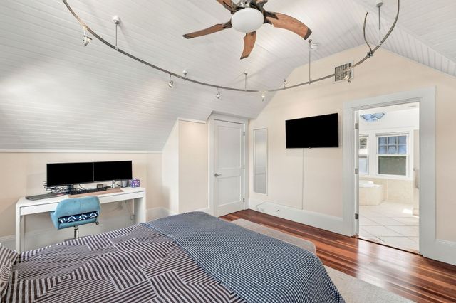 25 Green Street, Marblehead, MA 01945