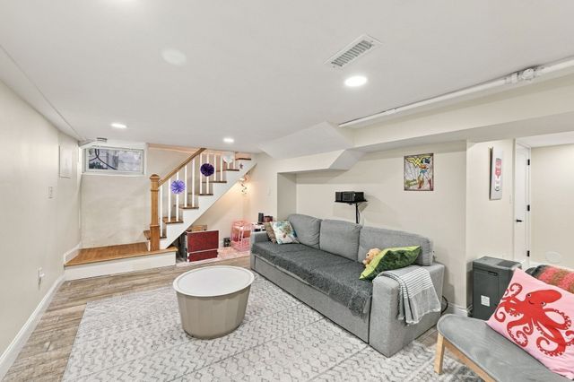 25 Green Street, Marblehead, MA 01945