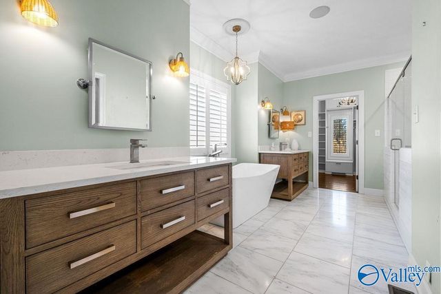 1176 N Lake Forest Drive, Southside, AL 35907