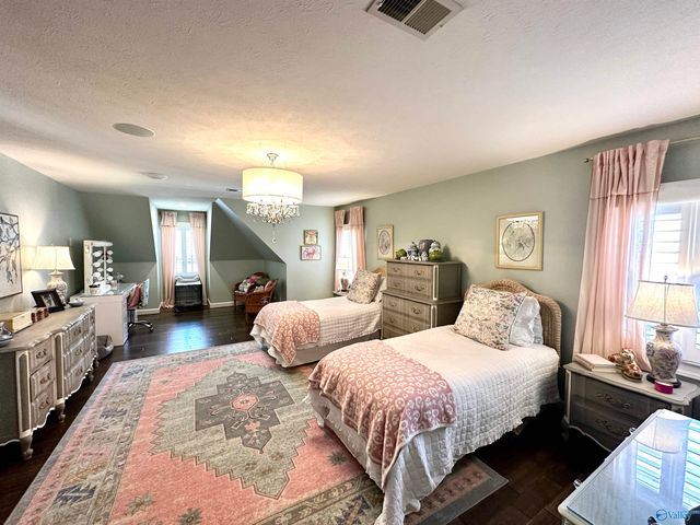 1176 N Lake Forest Drive, Southside, AL 35907