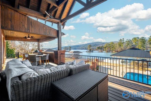 1176 N Lake Forest Drive, Southside, AL 35907