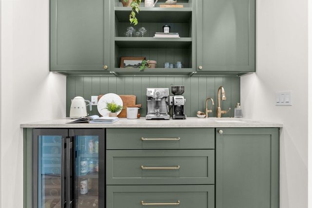 13759 S Meridian Drive, Traverse City, MI 49584