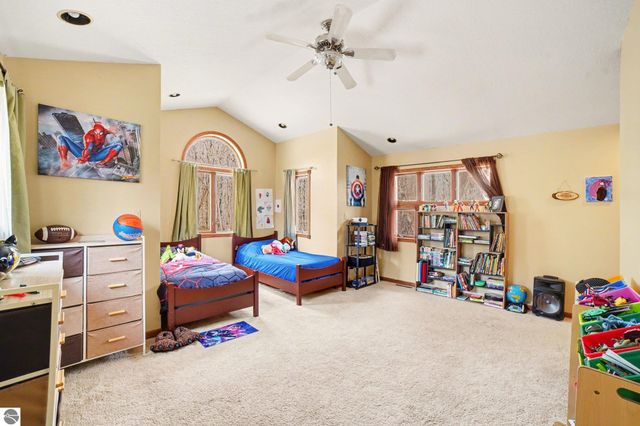 2790 S Gilmore Road, Mt Pleasant, MI 48858