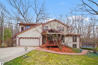 2790 S Gilmore Road, Mt Pleasant, MI 48858