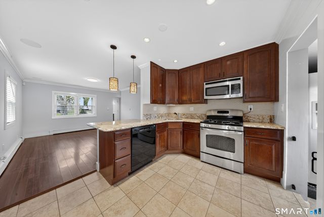 138 Houston Terrace, Stamford, CT 06902
