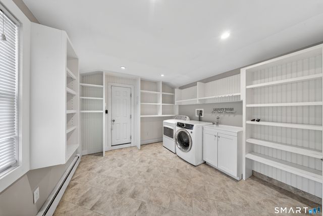 138 Houston Terrace, Stamford, CT 06902