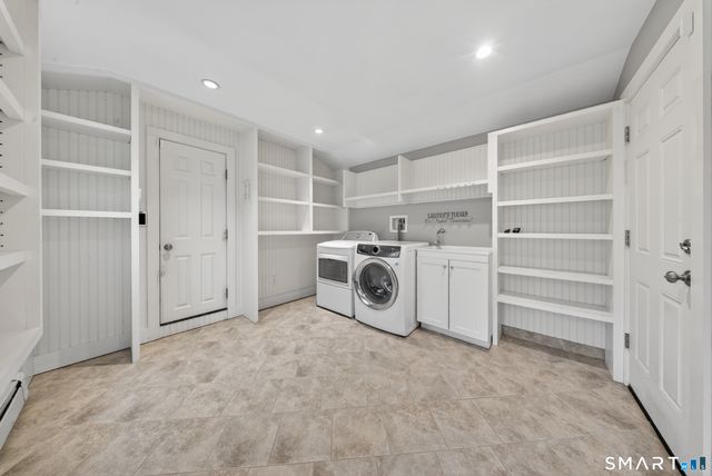 138 Houston Terrace, Stamford, CT 06902