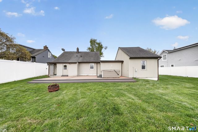 138 Houston Terrace, Stamford, CT 06902