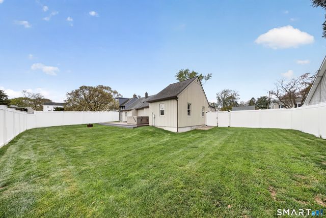 138 Houston Terrace, Stamford, CT 06902