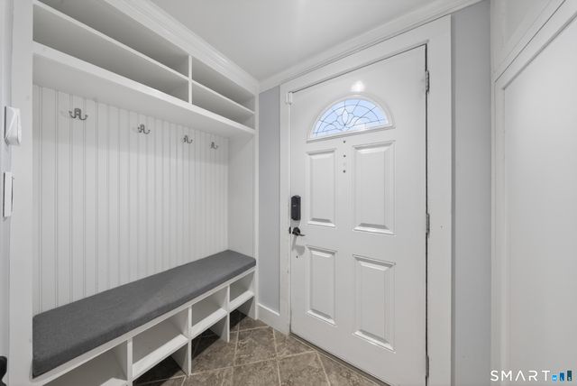 138 Houston Terrace, Stamford, CT 06902