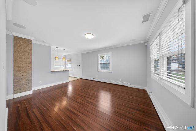 138 Houston Terrace, Stamford, CT 06902