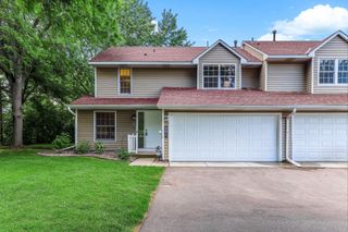 6677 Stillwater Boulevard N, Oakdale, MN 55128