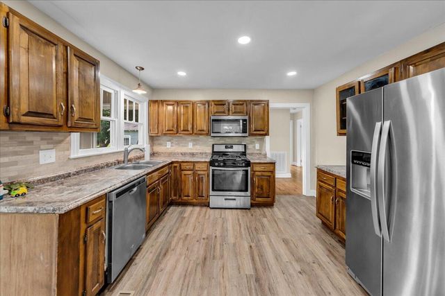 601 Laurel Avenue, South Pittsburg, TN 37380
