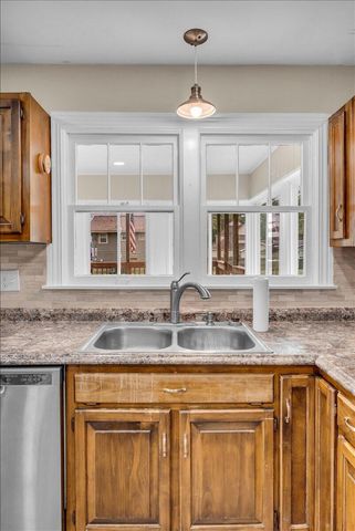 601 Laurel Avenue, South Pittsburg, TN 37380