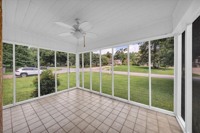 601 Laurel Avenue, South Pittsburg, TN 37380